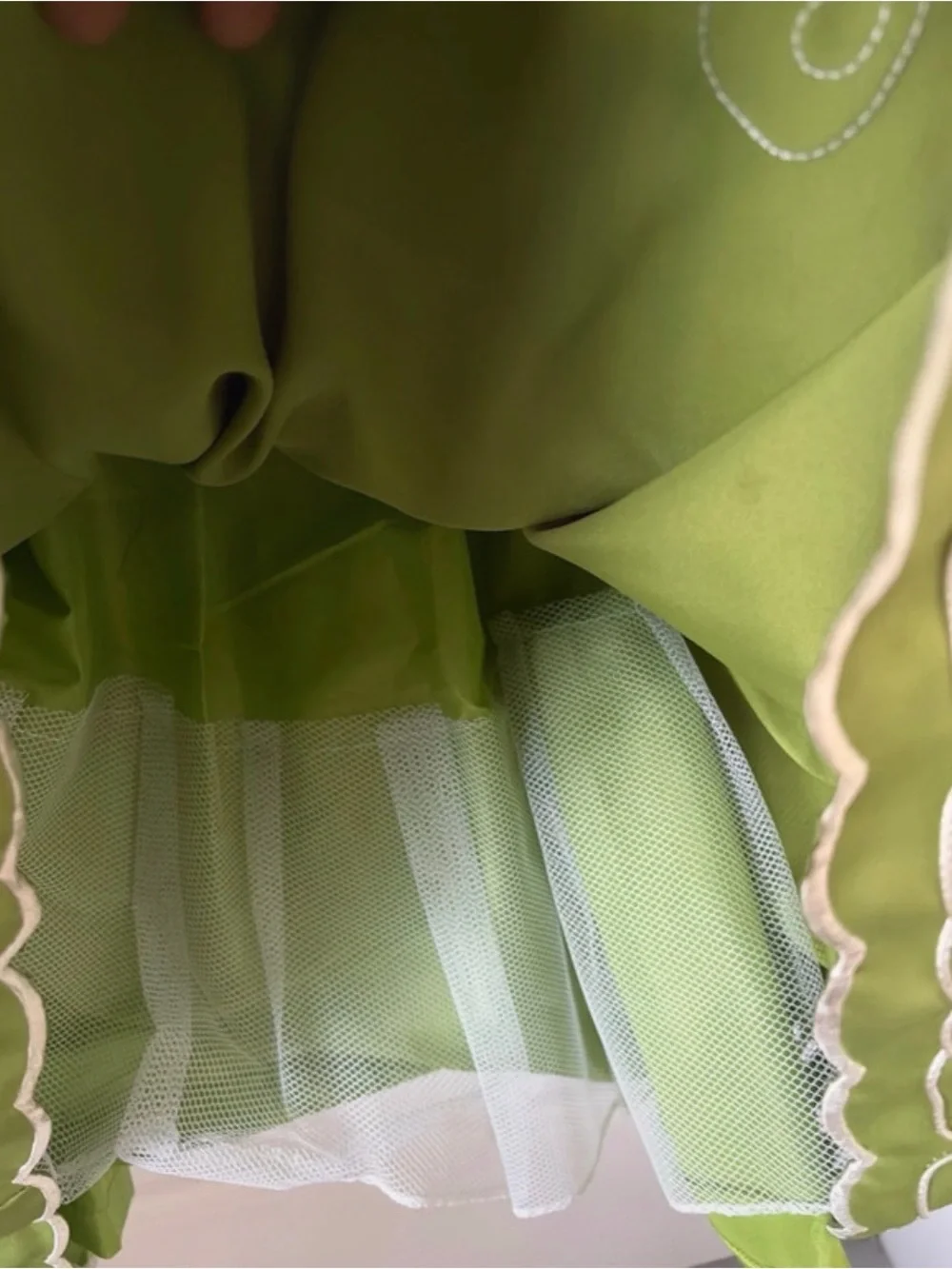 New Girls dress size 10. Can be used as a princess tiana dress